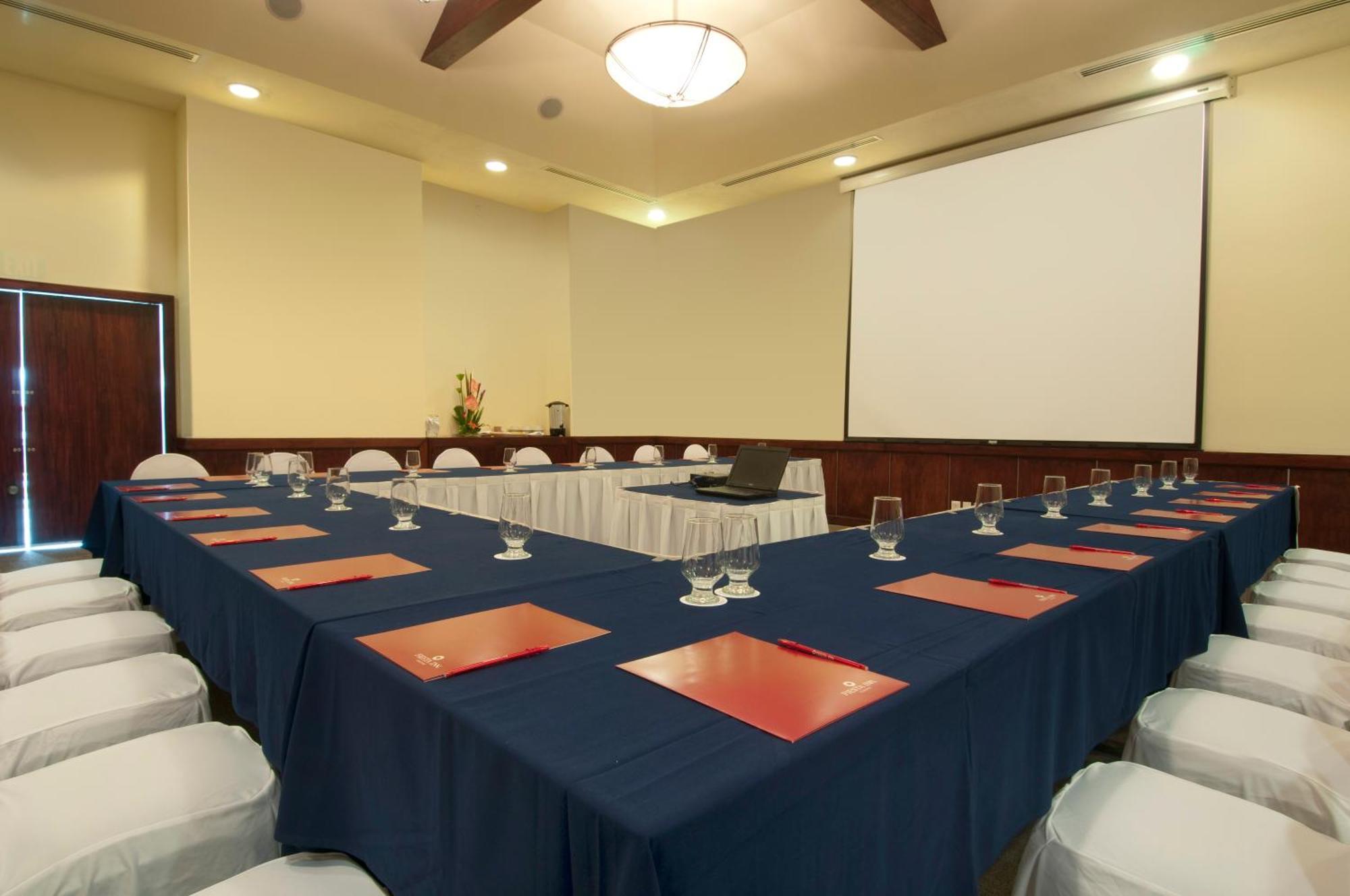 Fiesta Inn Cuautitlan Cuautitlán Izcalli Εξωτερικό φωτογραφία
