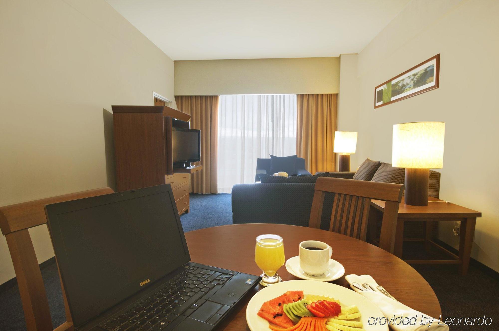 Fiesta Inn Cuautitlan Cuautitlán Izcalli Εξωτερικό φωτογραφία